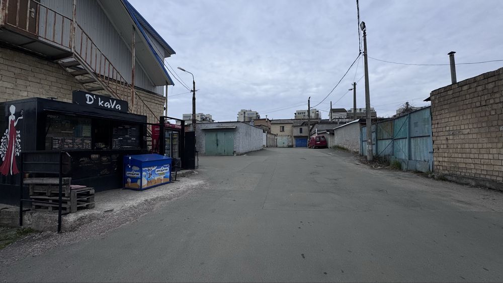 Продаж гаража з підвалом 43 м2 , в ГК Барвінок 2 ! Приватизований! Біля Крістер град , Варшавський