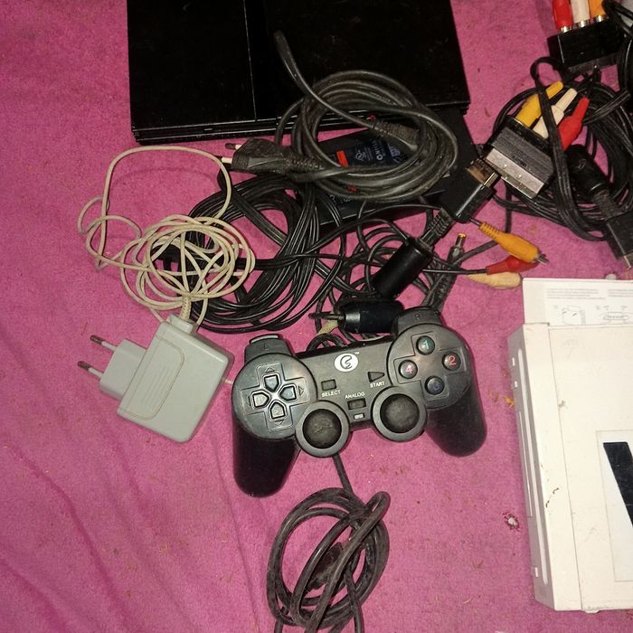 Lote de consolas PlayStation 1 e 2