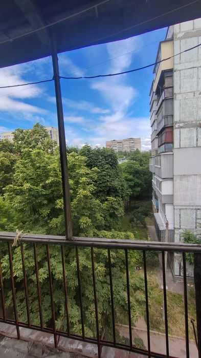 Продам 2-кімн. квартиру  Правий берег вул. Новокримська