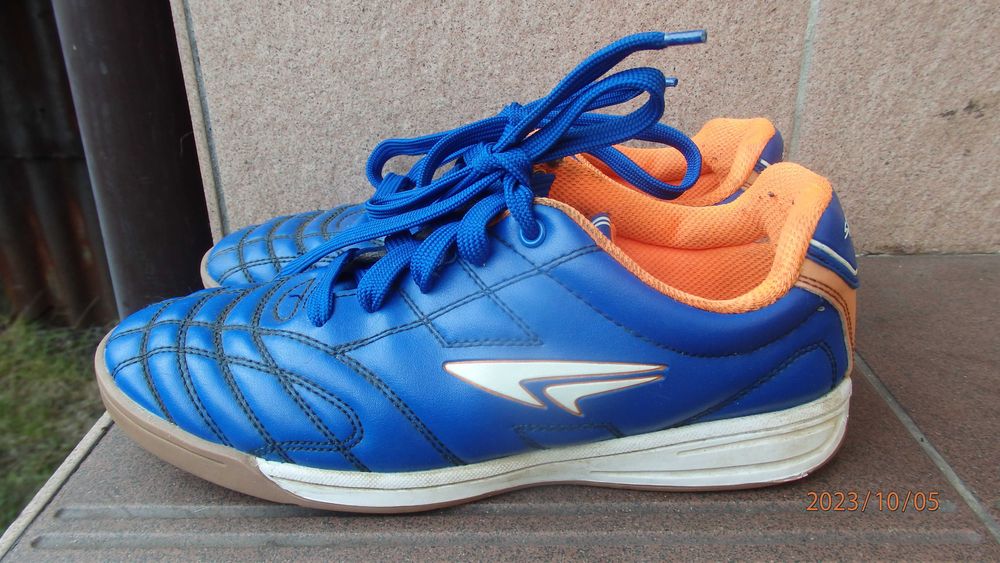 Buty sportowe Splandi - 39.