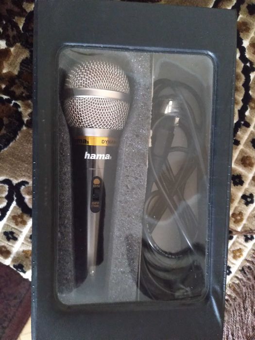 Відеопрогравач   DVD плеєр +мікрофон