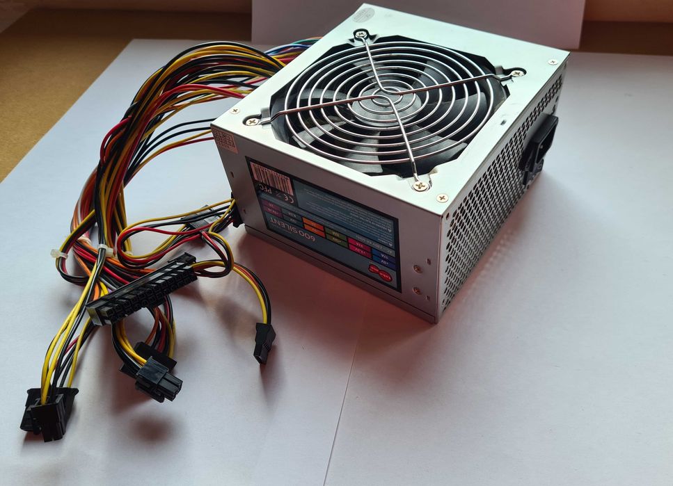 Zasilacz Komputera TakeMe PC 600 Silent 600W 6PIN SATA ATX