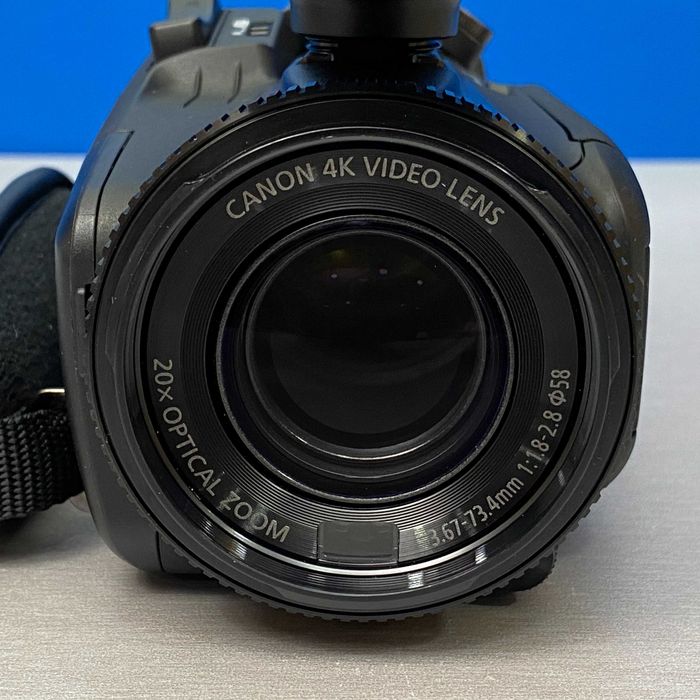 Canon XA60 | 4K UHD - 20x Optical Zoom