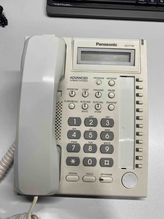Системний телефон Panasonic КХ-Т7730 для АТС