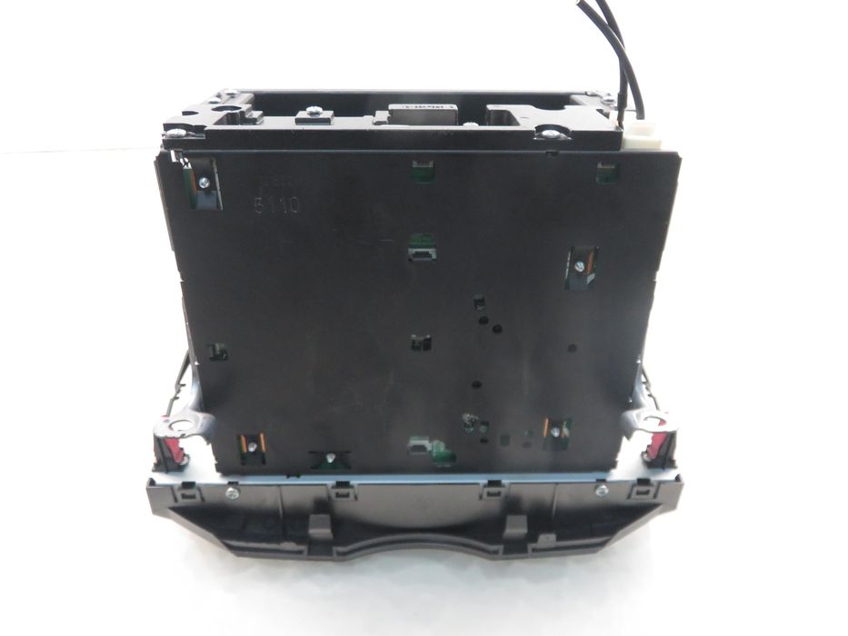 Radio Toyota Yaris II (p9) 861200d490