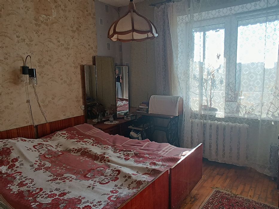 Продам 4-к квартиру пр. Поля, Центр, парк Глобы. Видовая