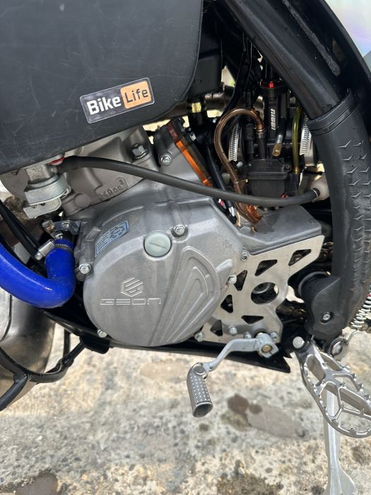 Geon Dakar GNX 250 2T
