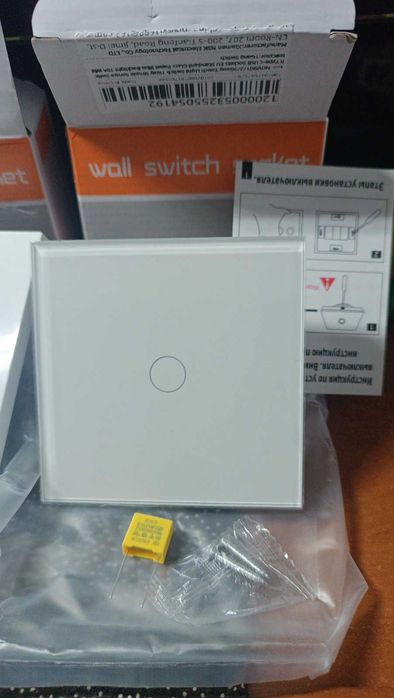 Лот 4 Розетки з двома USB. і 1 сенсорний вимикач ціна за все 900 грн.
