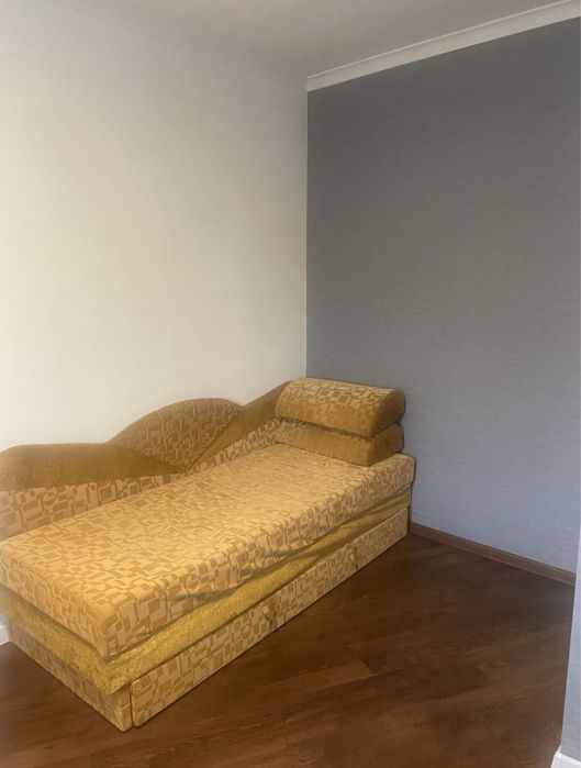 Здається 2 кімнатна квартира .