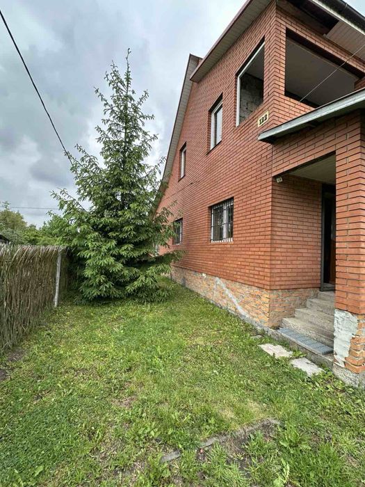 Продається будинок в м.Шептицький