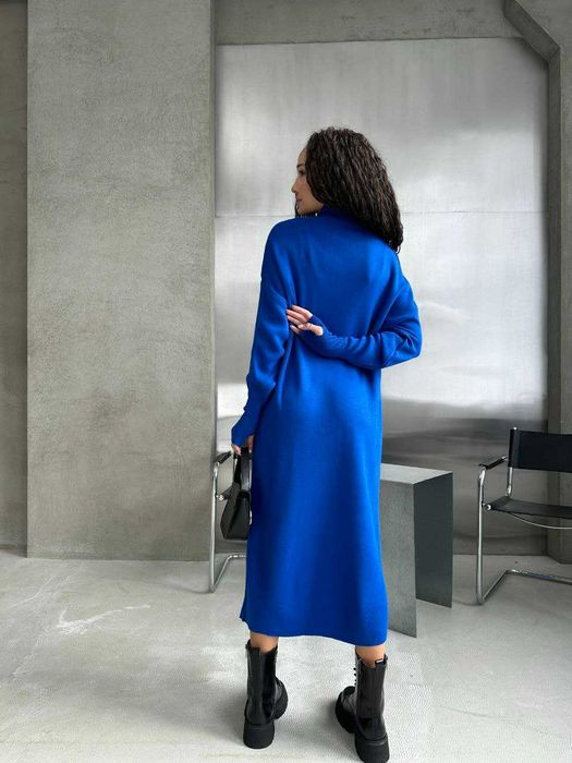 шикарное платье оверсайз с митенкой для пальца