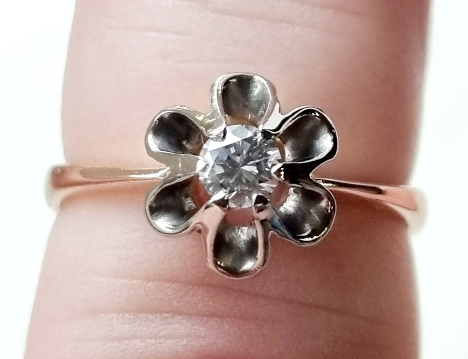 Золотое кольцо с бриллиантом. ct 0,18 3/3