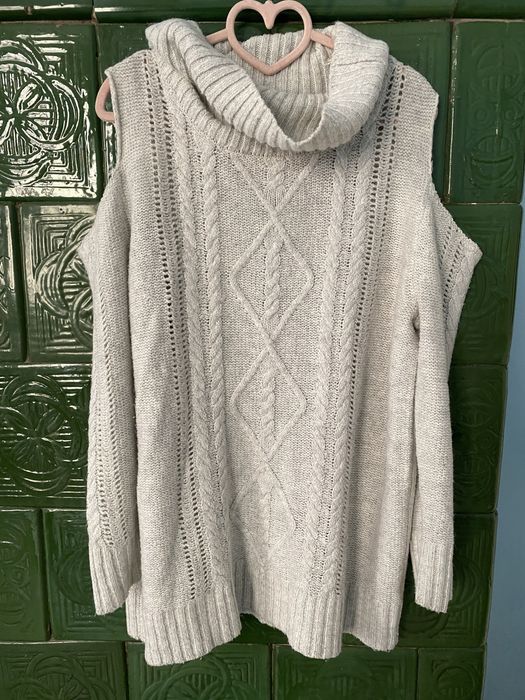 Светр PEACOCKS 46 M з відкритими плечима