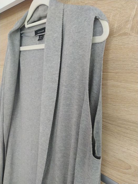 Szara narzutka / długa kamizelka / a'la kardigan
