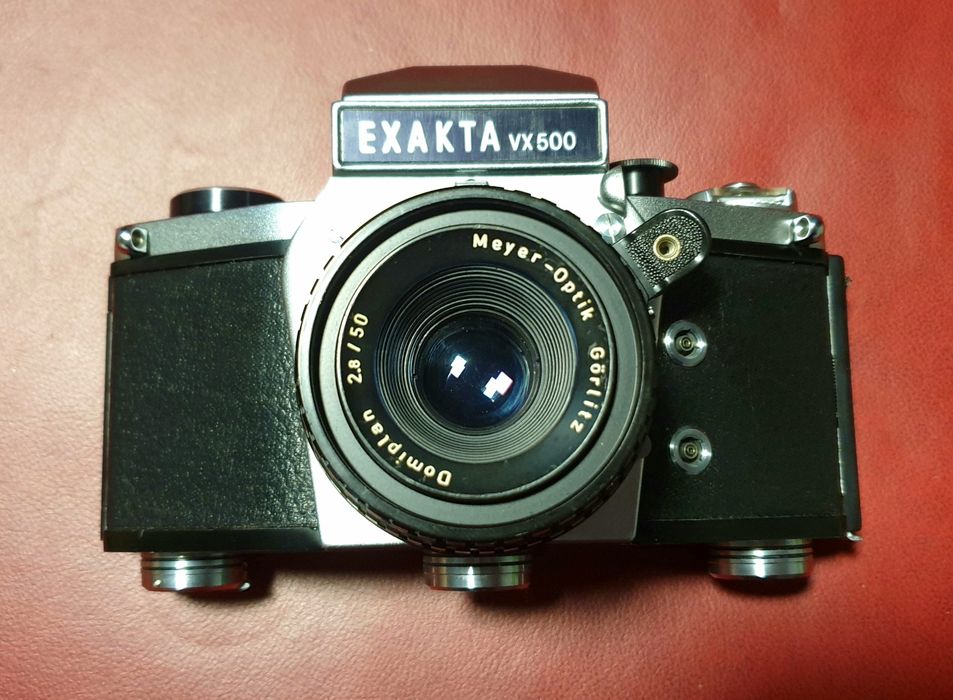 Kultowy aparat EXAKTA VX 500 . Jak nowy ! Tanio !