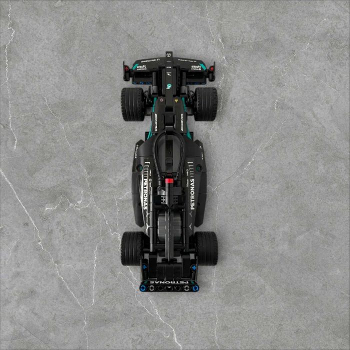 Uchwyt ścienny do zestawu Lego 42165 Mercedes-AMG F1 W14