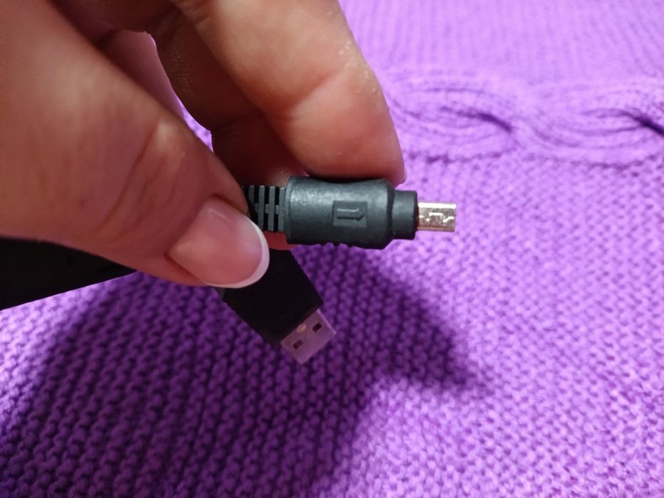 Кабель USB для цифрової фотокамери