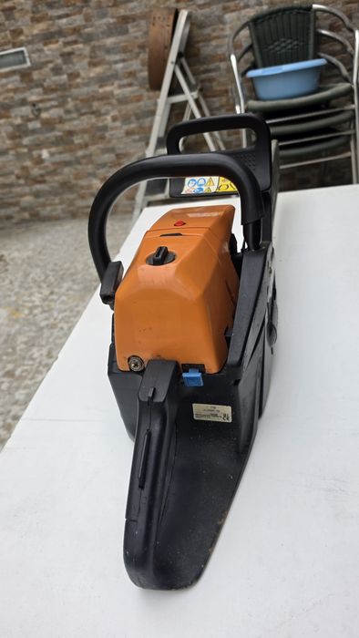 Motoserra profissional