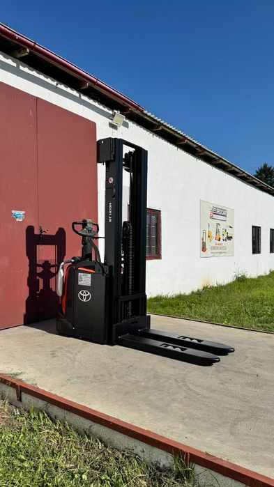Штабелер електро 1263 Toyota BT SPE 160 1,6t 533cm Li-ion