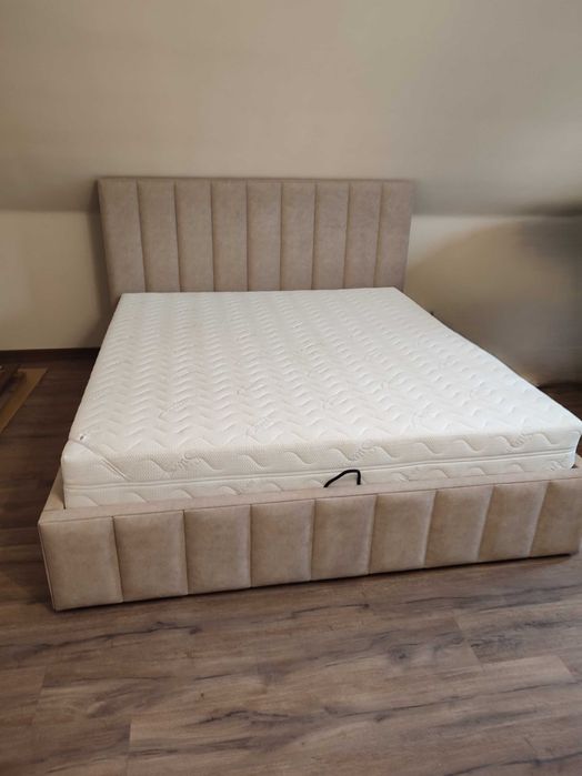 Łóżko tapicerowane na wymiar, led, pilot, czujnik ruchu, producent 140