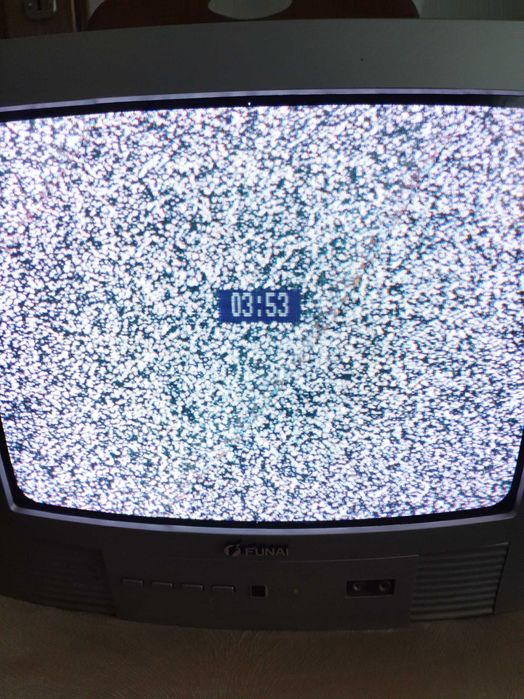 telewizor z pilotem funai