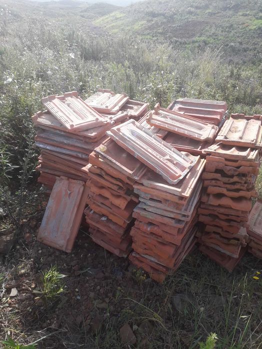Telhas de marselha usadas 600 a  700