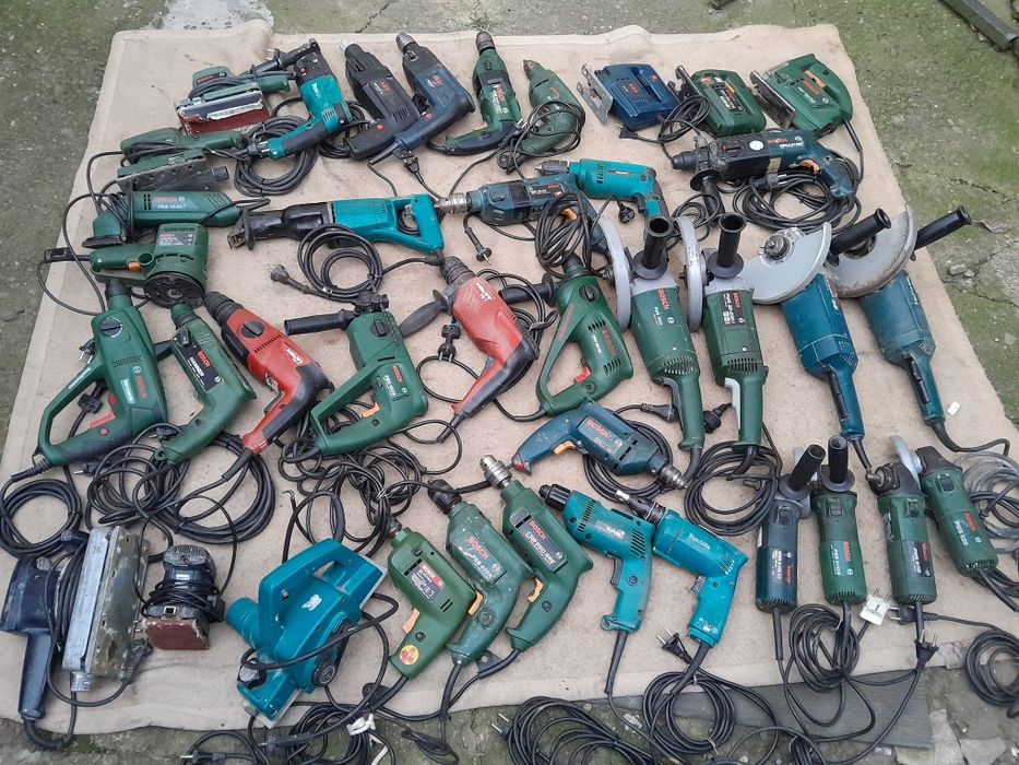 Електро інструмент