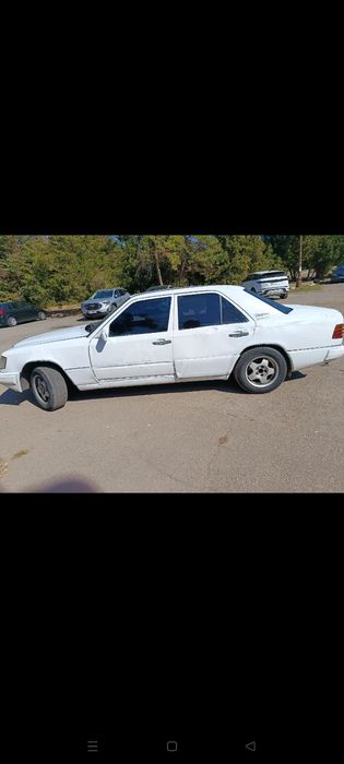 Мерседес 124 класика