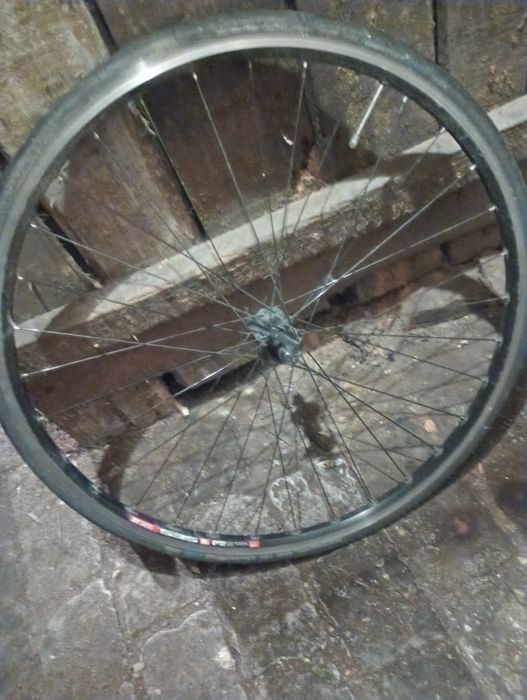 Sprzedam koło do roweru szosowego