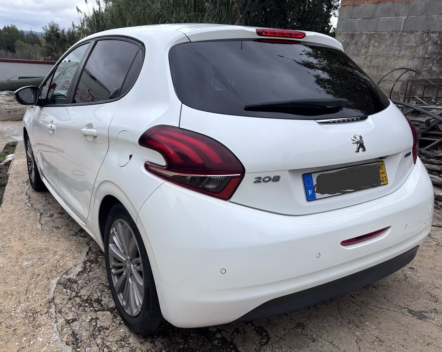 Peugeot 208  style. Nacional — photo 3