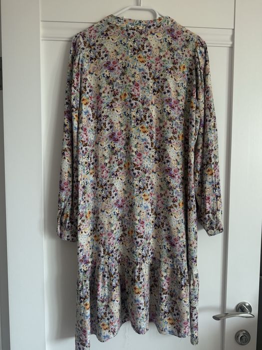 Сукня квіткова з рукавом LC Waikiki розмір 42
