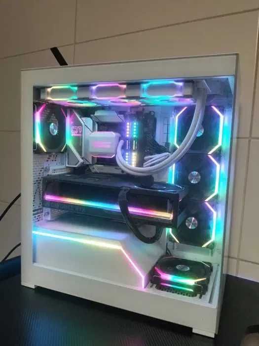 torre gaming - ryzen 9 7950X3D - RTX 5080 - 64GB - 2TB