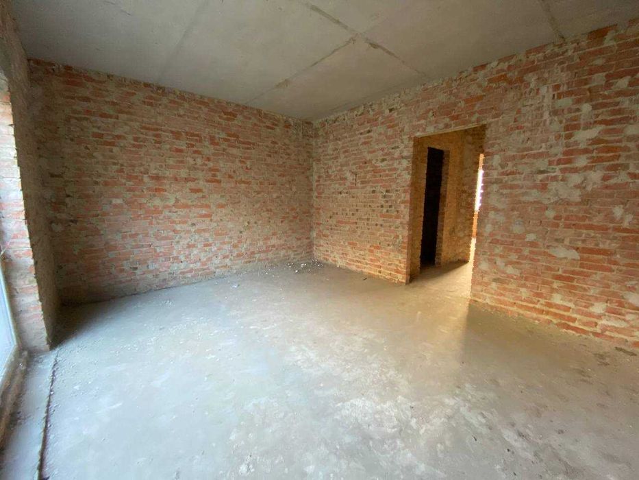 Котедж в районі  Ювілейний з міськими комунікаціями