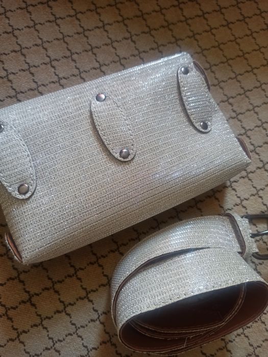 Bolsa com cinta nova