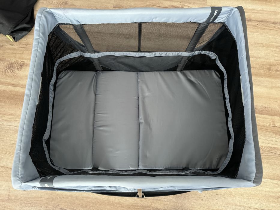 Cama de viagem Aeromov - como nova