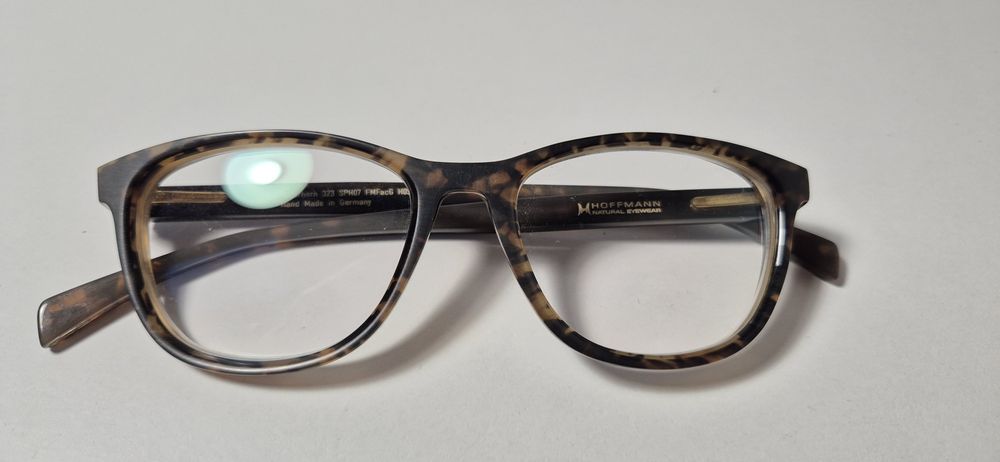 Oprawki męskie i damskie – nowe, markowe, w świetnych cenach!