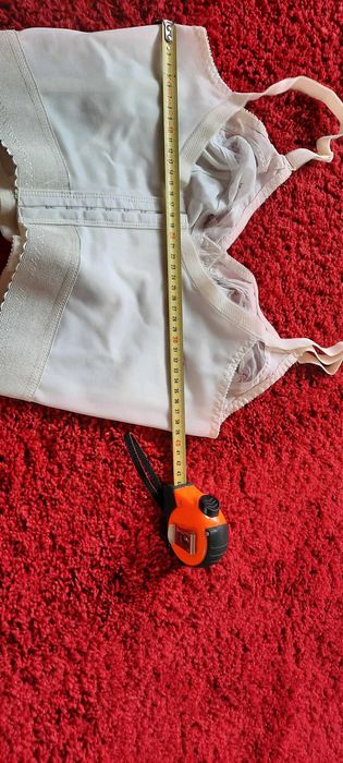 Gorsety na biust 2 sztuki,białe