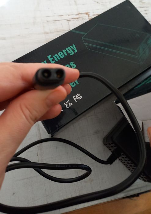 Carregadores eléctricos trotinete d88, 67.2V2A, a funcionar
