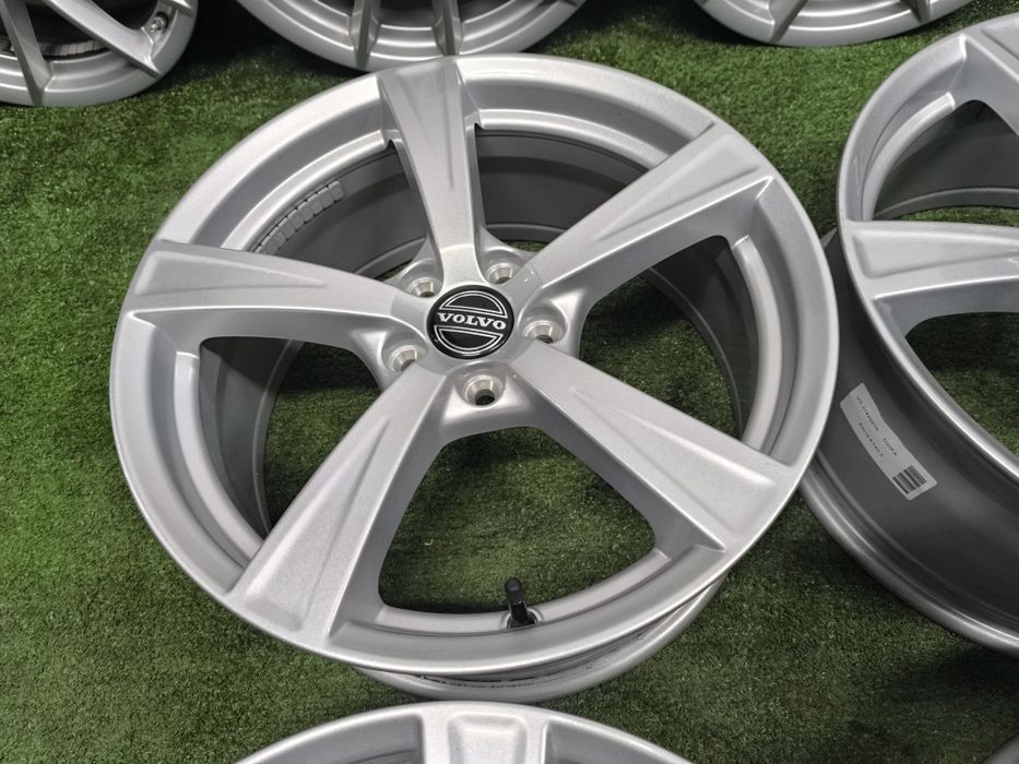Nowe 18" felgi 5x108 Volvo xc90 xc60 xc40 xc70 v90 s90 v60 R-design