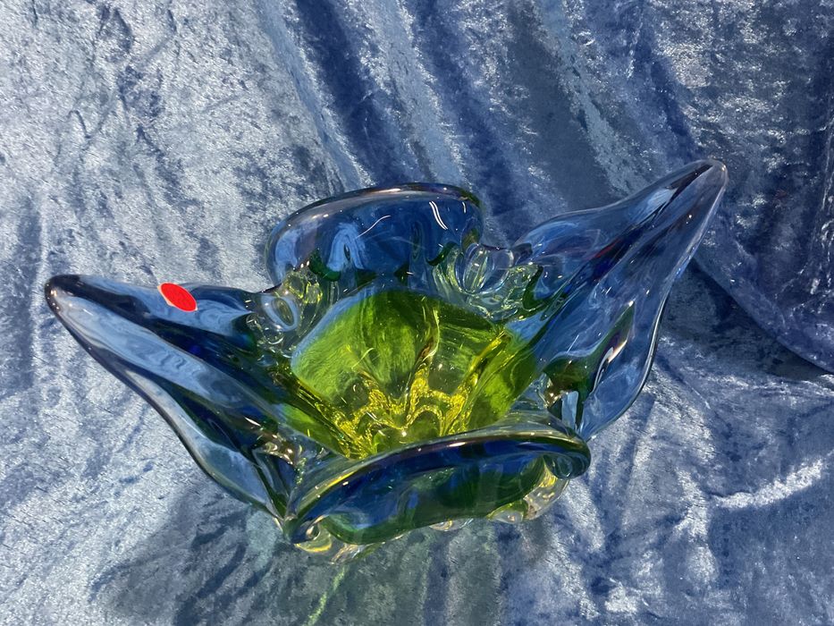 Vaso vidro a cores tamanho de 19x20 cm mais anúncios abaixo