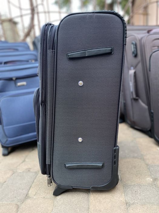 Валіза .чемодан.Валізи TRANSIT  на 2-х колесах .Розмір  22 ,26 ,30