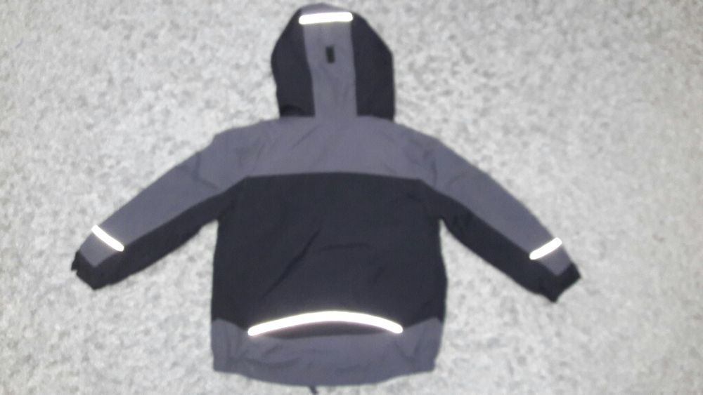 Куртка ветровка на 3-5 лет демисезонная