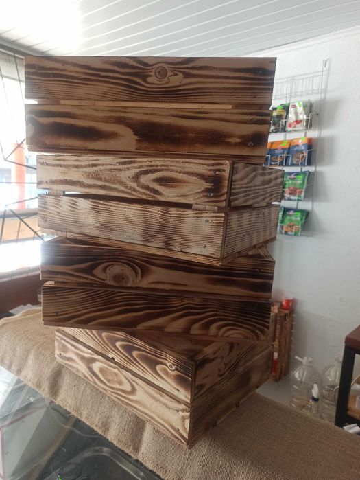 Ящики для овочів та фруктів