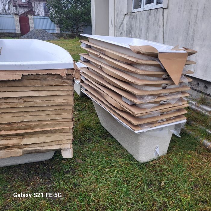 Нові ванни з дефектом Церсаніт