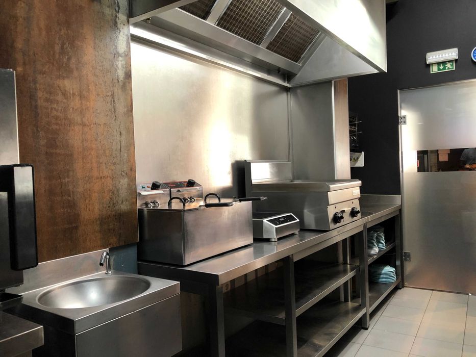 Restaurante / Bar chave na mão no centro histórico de Torres Vedras, a 30 min Lisboa