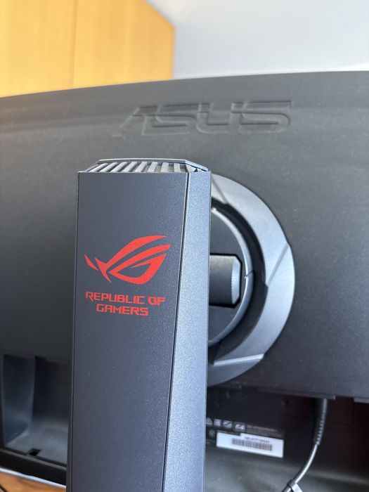 Monitor asus xg49v