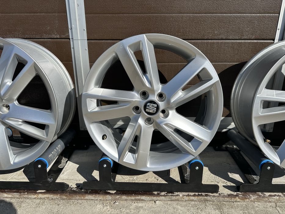 4x felgi aluminiowe 5x100 r17 et48 6,5J Alufelgi oryginał Seat 17”