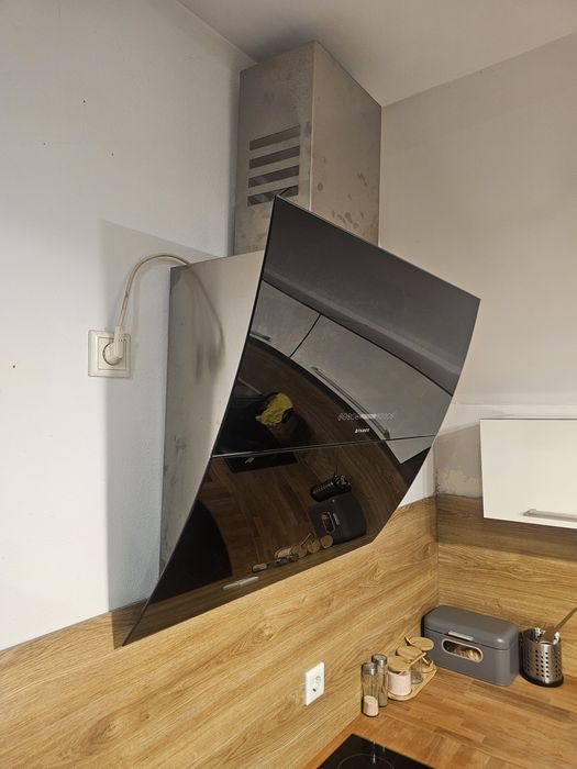 Okap przyścienny FABER MIRROR BK 3PH LOGIC
Okap przyścienny FABER MIR