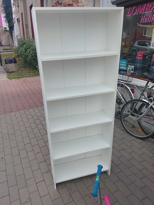 Wysoki biały regał 67x25x175 cm / Polecam / Odbiór osobisty