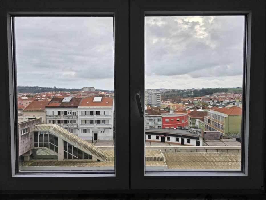 T2 Arrendamento-Queluz (estação) Ler anúncio até o Fim!